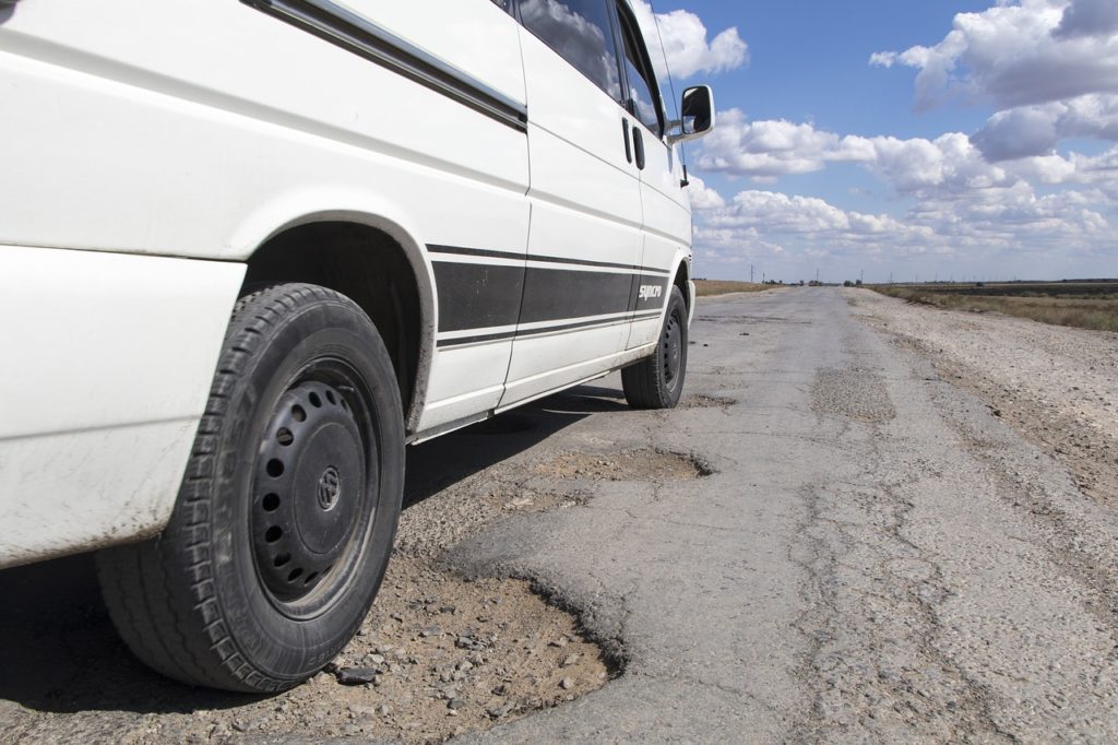 pothole, road, kazakhstan-1703340.jpg